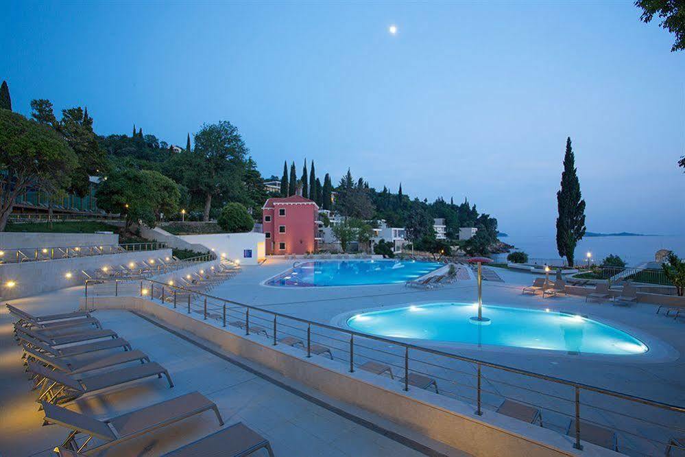 Astarea 2 Hotel Mlini Exterior foto